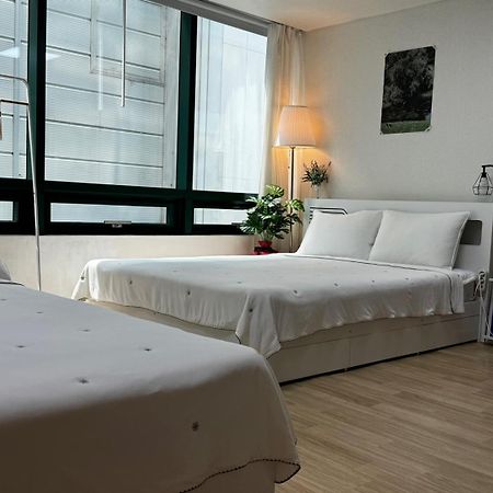 Appartamento If House Hongdae Seul Esterno foto